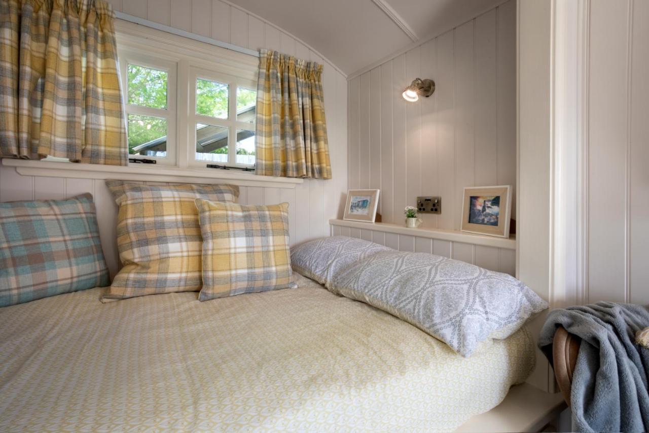 The Heron Shepherds Hut At Lyth Valley Brigsteer Luaran gambar