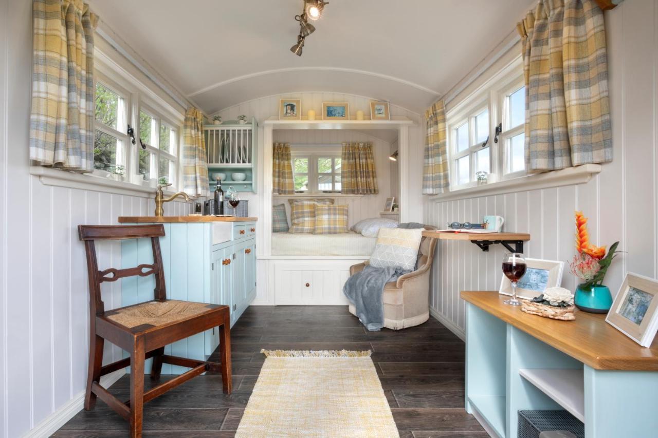 The Heron Shepherds Hut At Lyth Valley Brigsteer Luaran gambar